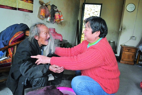 36年照顾了27名孤寡老人 - 桂林日报社数字报