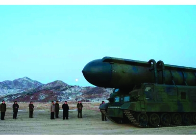 朝鲜宣布成功试射"北极星—2"型地对地中远程战略弹道导弹.