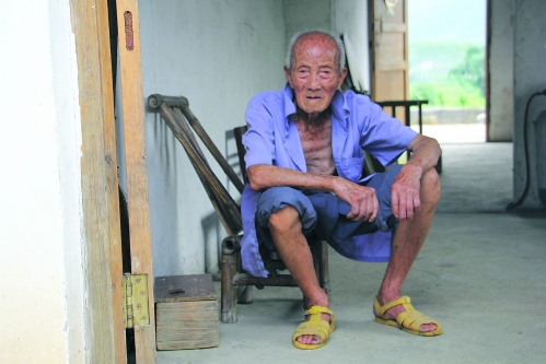 98岁黄建民:被世人遗忘的抗战老兵